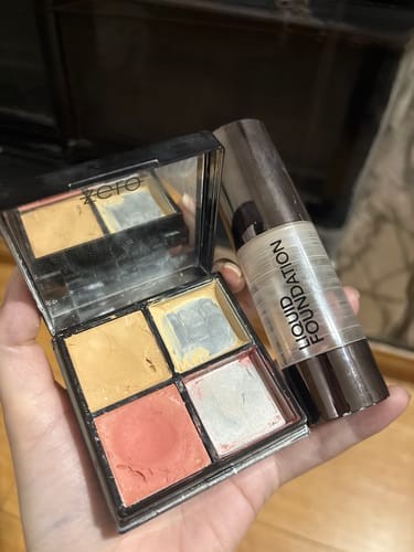 Photo from Fahmeen Khan's review